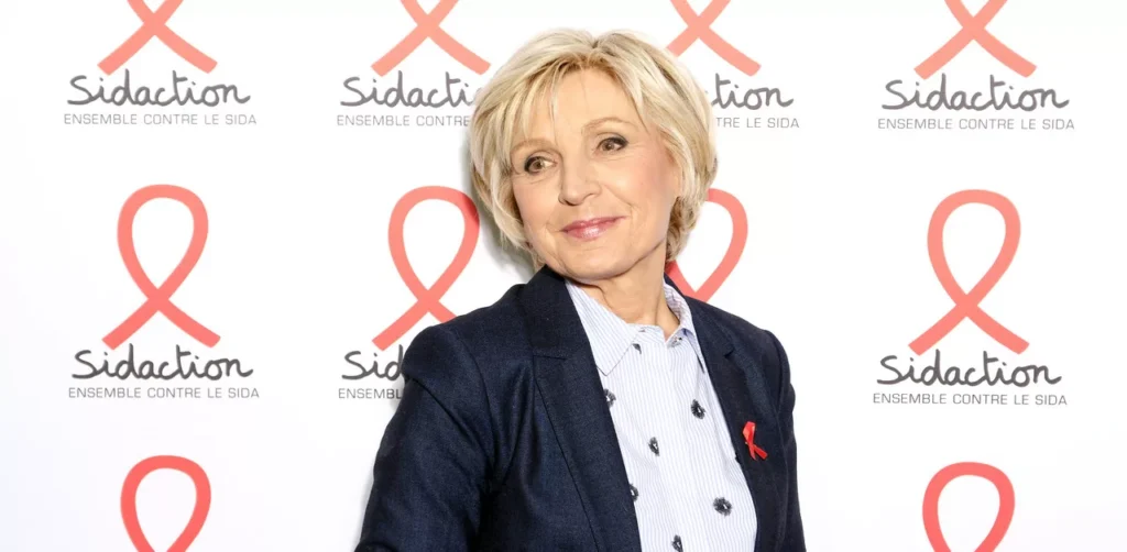 évelyne dhéliat salaire